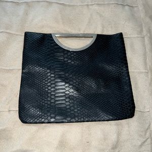 Style & Co. Black Faux leather Snake Skin Texture Clutch